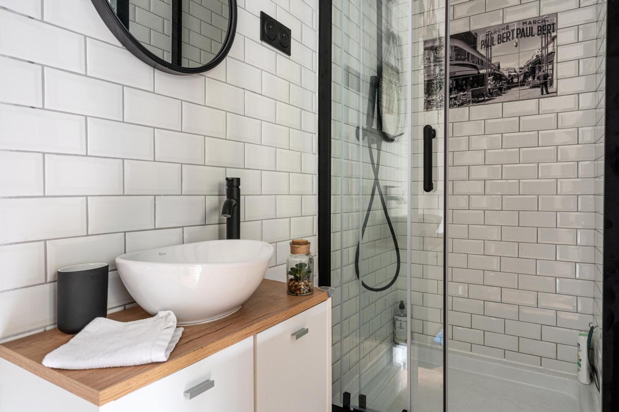 Au Marche Aux Puces De Saint Ouen Apartment Екстериор снимка