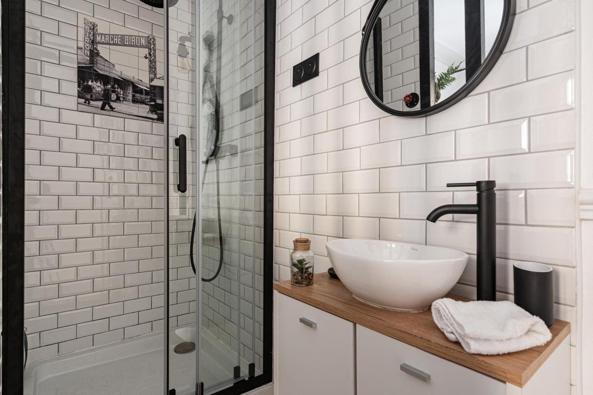 Au Marche Aux Puces De Saint Ouen Apartment Екстериор снимка